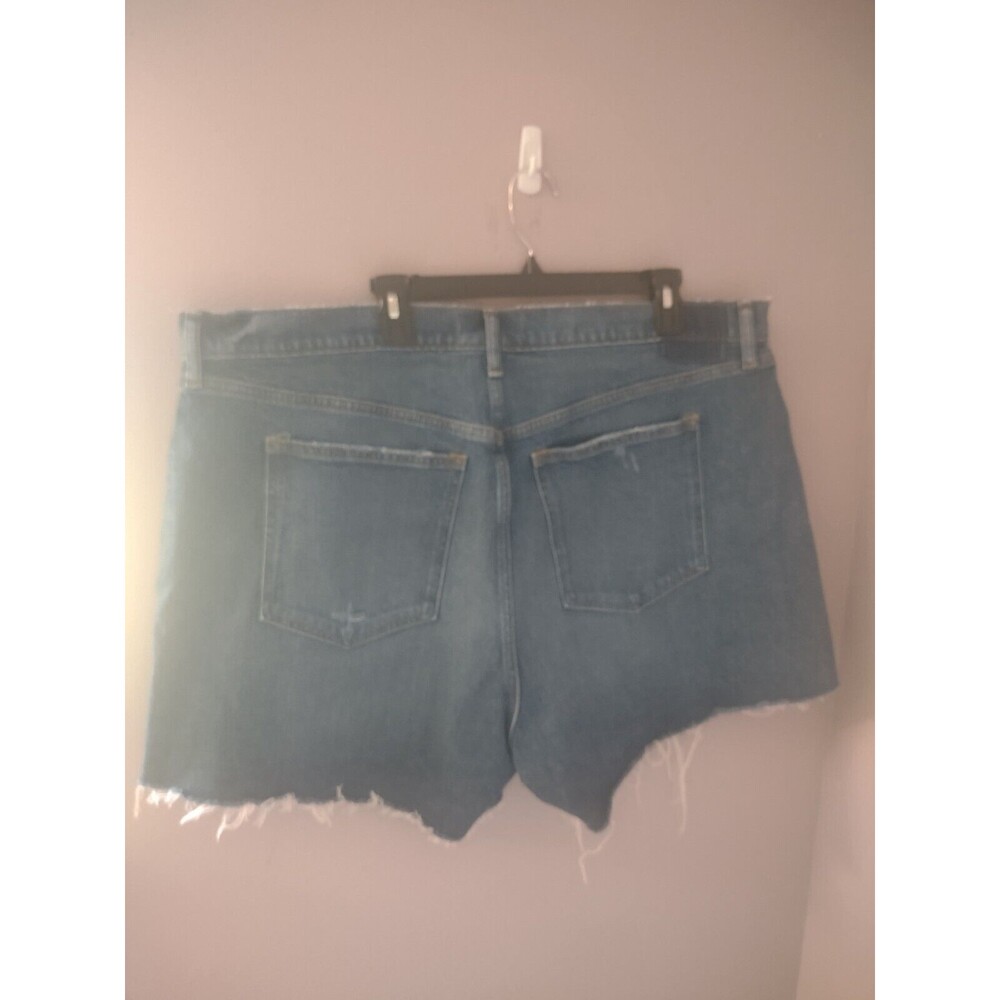 NWT Abercrombie & Fitch The 4" Mom Short Distressed Denim High Rise Size 20 - Picture 6 of 10